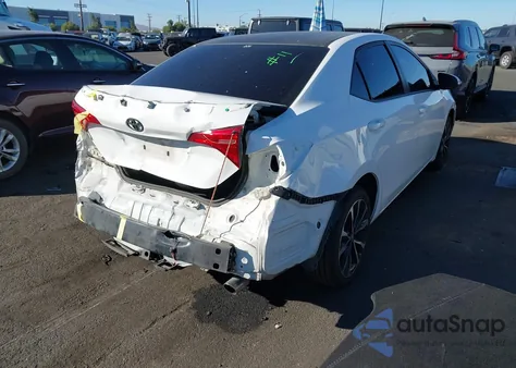 2017 Toyota Corolla Se z USA, uszkodzony, nr VIN 5YFBURHE8HP684637